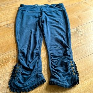 Nomads Hemp Wear crop pants